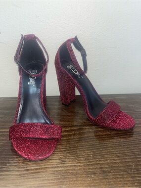 Magenta Sparkle Block Heel Sandals with Ankle Strap